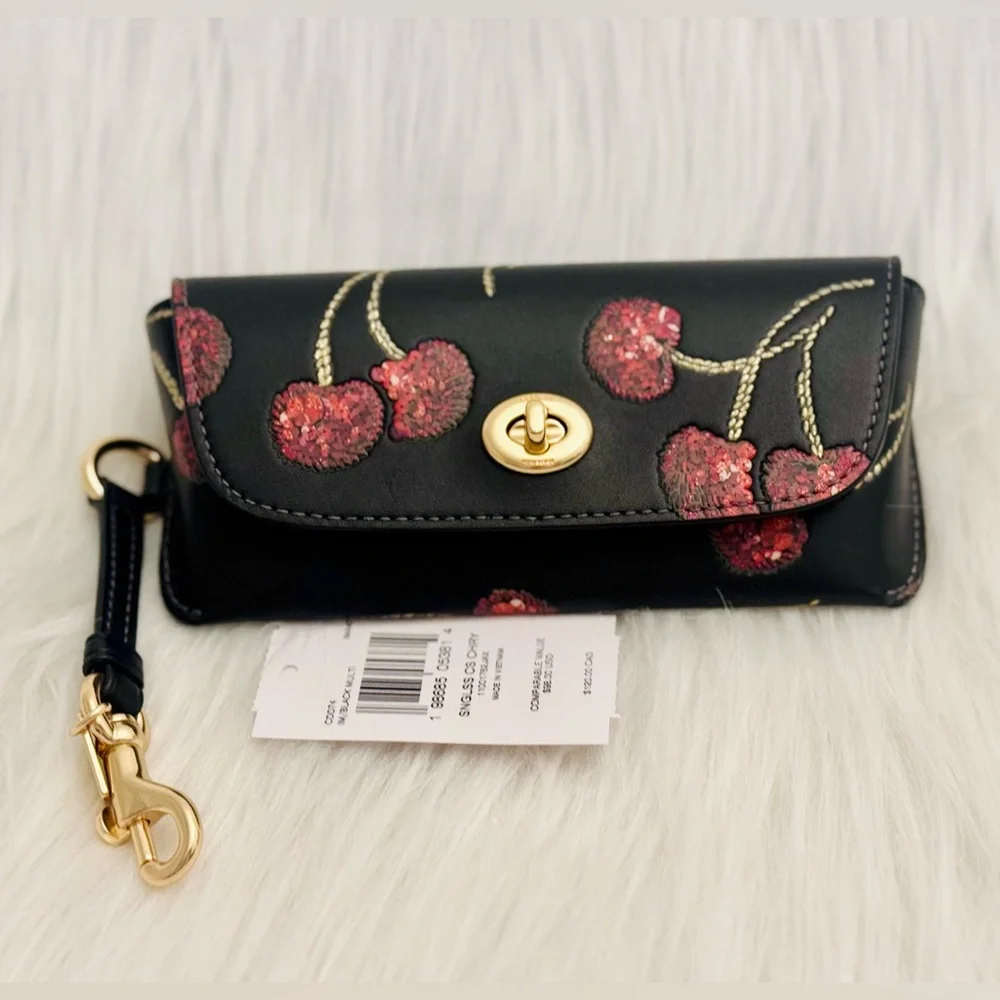 Coach Sunglass Case With Cherry Print CDD74 NWT - Picture 2 of 9